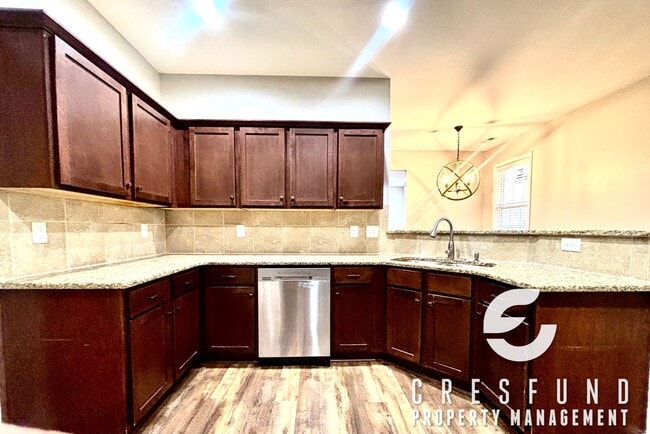 Building Photo - Spacious Elegance in Wedgefield – Stunning 5-Bedroom Home in Raeford AVAILABLE FOR MOVE IN TODAY!