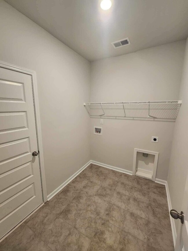 Building Photo - 147 Albatross Wy