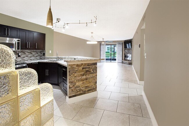 Building Photo - 2213 Cypress Island Dr