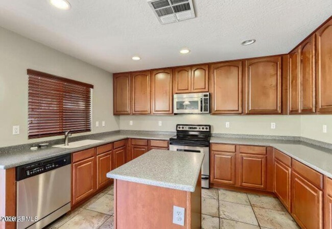 Building Photo - 4750 E Preserve Way