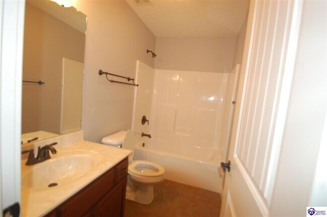 Building Photo - 223 S Rushmore Dr