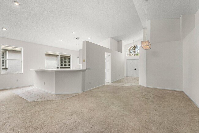 Building Photo - 7728 Edinburough Ln