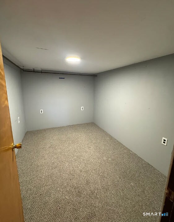 Building Photo - 25 Drive Way