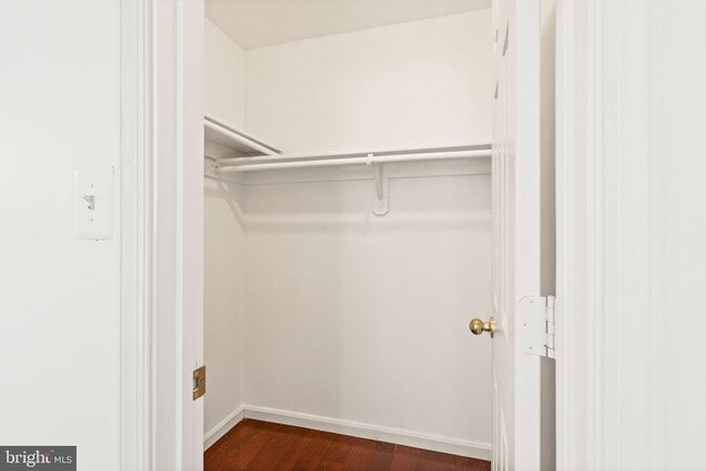 Building Photo - 11070 Clovertree Ct