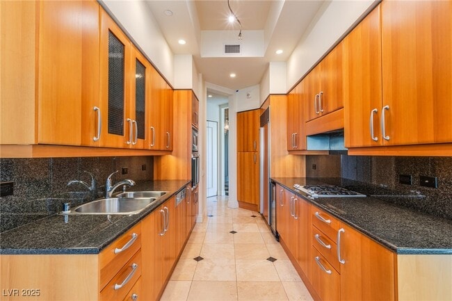 Building Photo - 2857 Paradise Rd