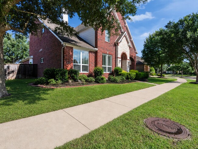 Building Photo - 5342 Tyler Park Ln