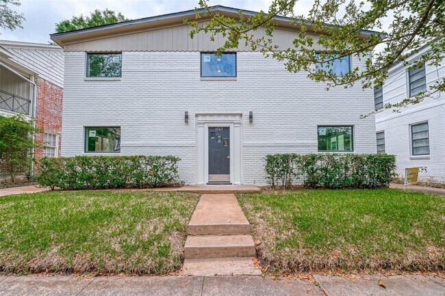 Primary Photo - 1747 Wroxton Ct
