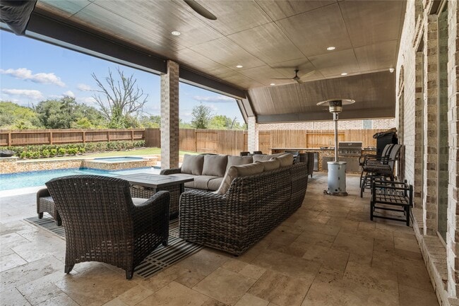 Building Photo - 5435 Farm Hill Way