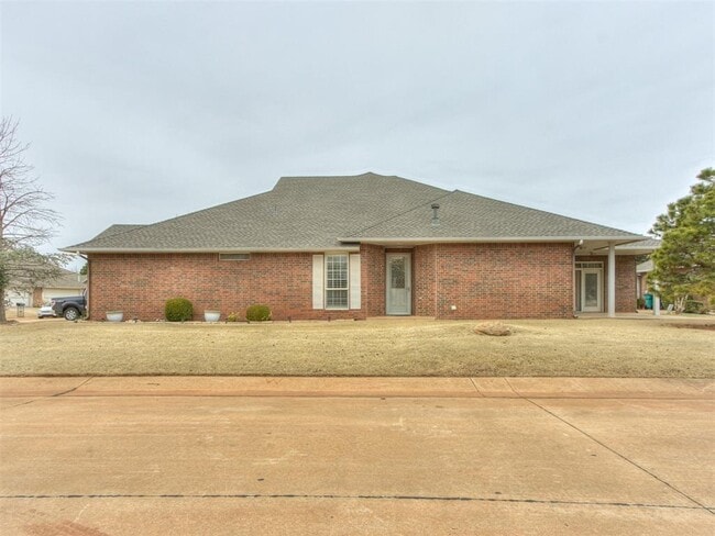 Building Photo - 15400 Swallowtail Rd