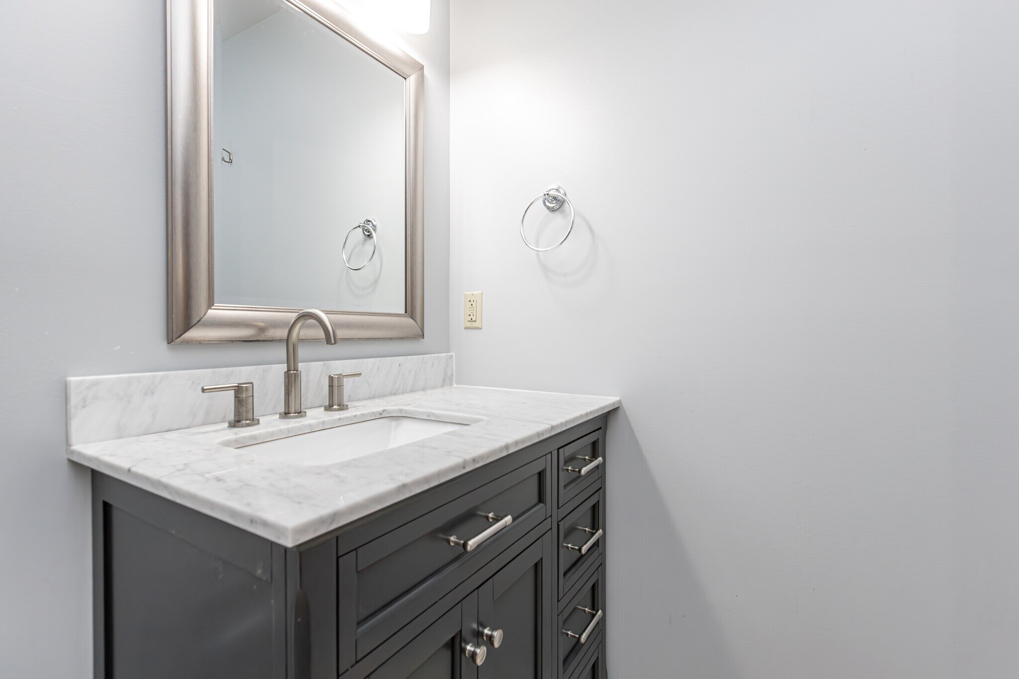 Building Photo - 222 Bolivar St