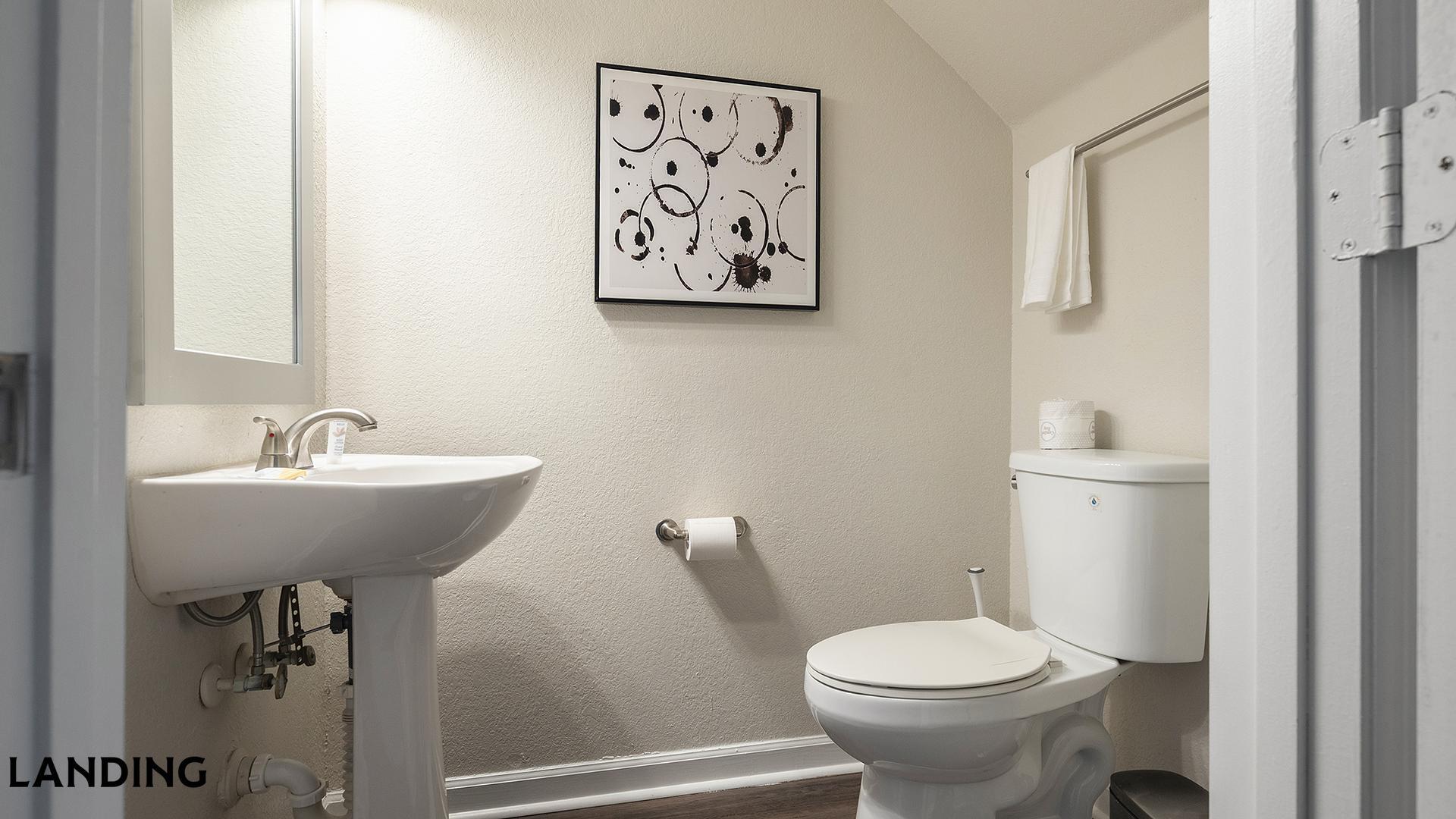 Building Photo - 2801 Biltmore Park Dr