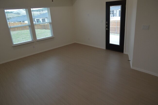 Building Photo - 1438 Walker Pl Blvd