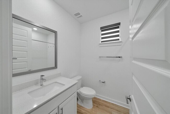 Building Photo - 316 Peace Pipe Way