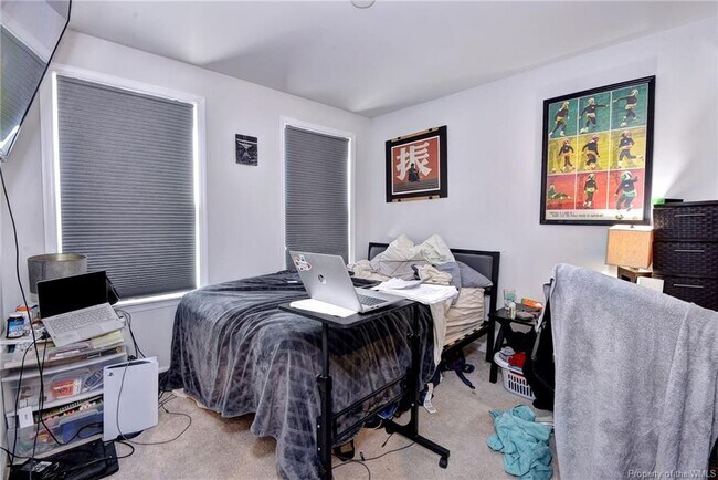 Building Photo - 304 Bimini Ln