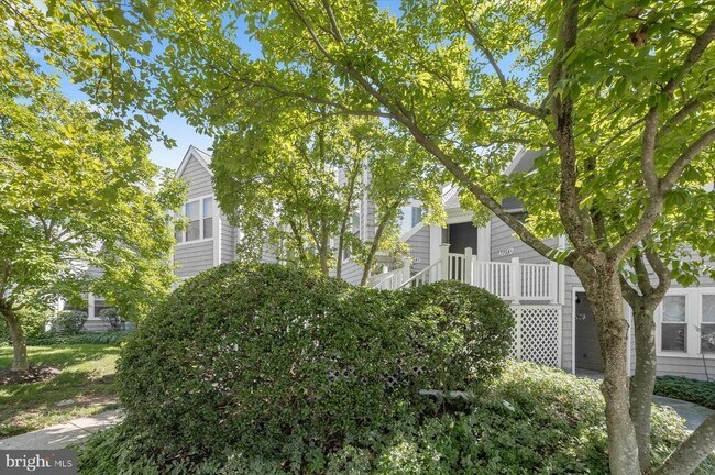 Building Photo - 7758 Mayfair Cir
