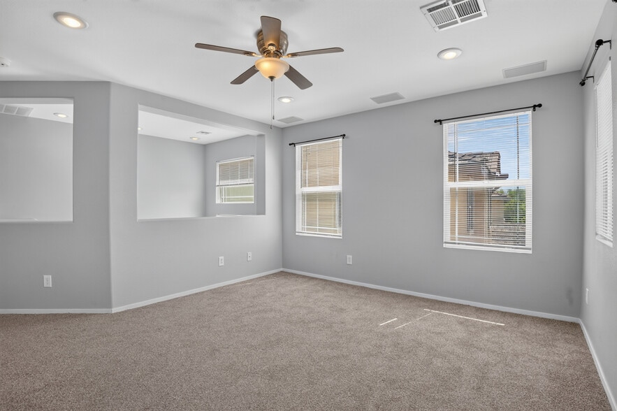 Building Photo - 10648 Bandera Mountain Ln