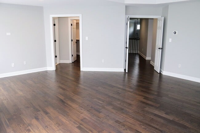 Building Photo - 16844 Panorama Dr
