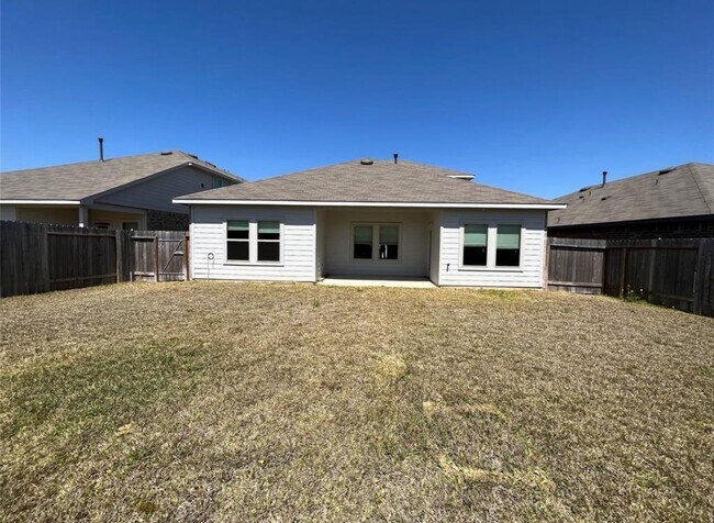 Building Photo - 2330 Georgina Falls Dr