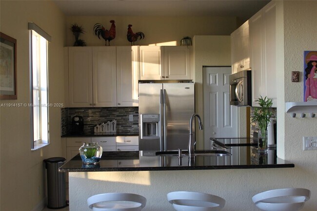 Building Photo - 1569 Winterberry Ln