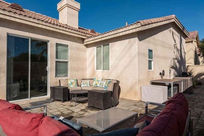 Building Photo - 49534 Lewis Rd