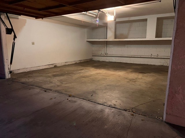 2 Car Garage - 212 N Electric Ave