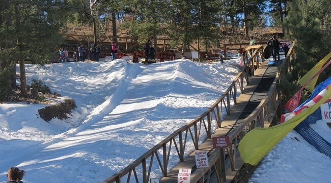 Building Photo - 213 White Mountain Meadows Dr