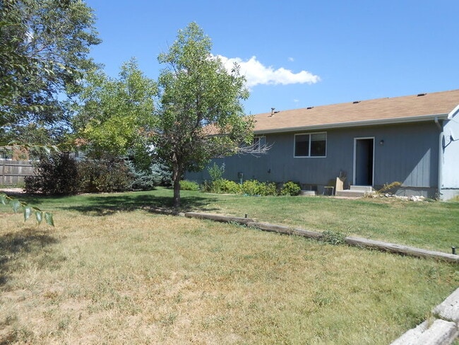 Building Photo - Cute 3 Bed, 1 Bath Ranch Home in Ault