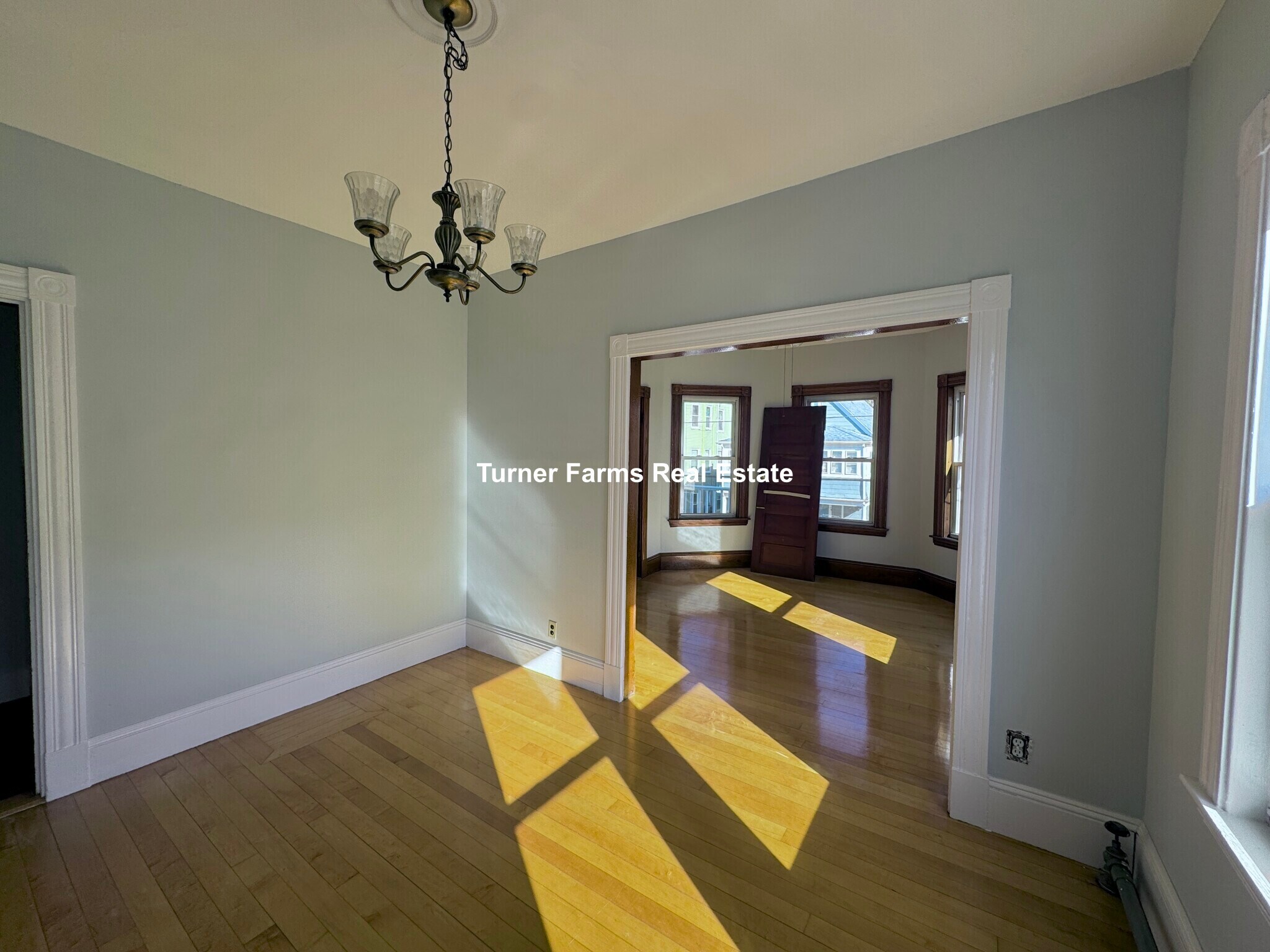 Building Photo - 48 Summer St