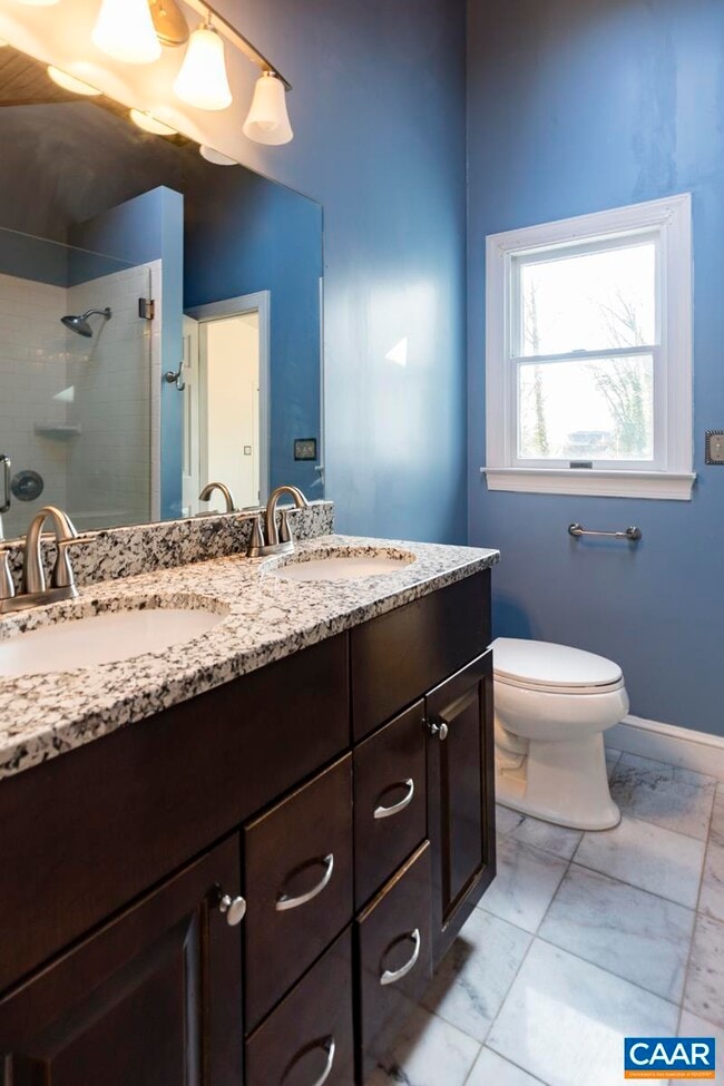 Building Photo - 1718 Rugby Ave