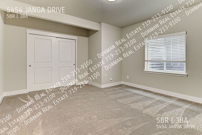 Building Photo - 5454 Janga Dr