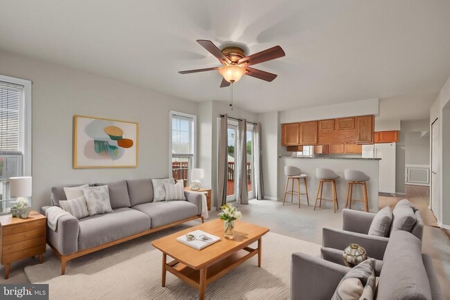 Building Photo - 16 Varone Dr