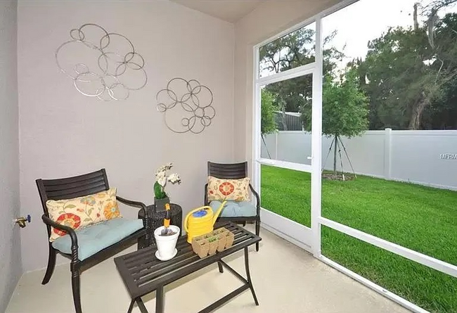 Building Photo - 10424 Red Carpet Ct