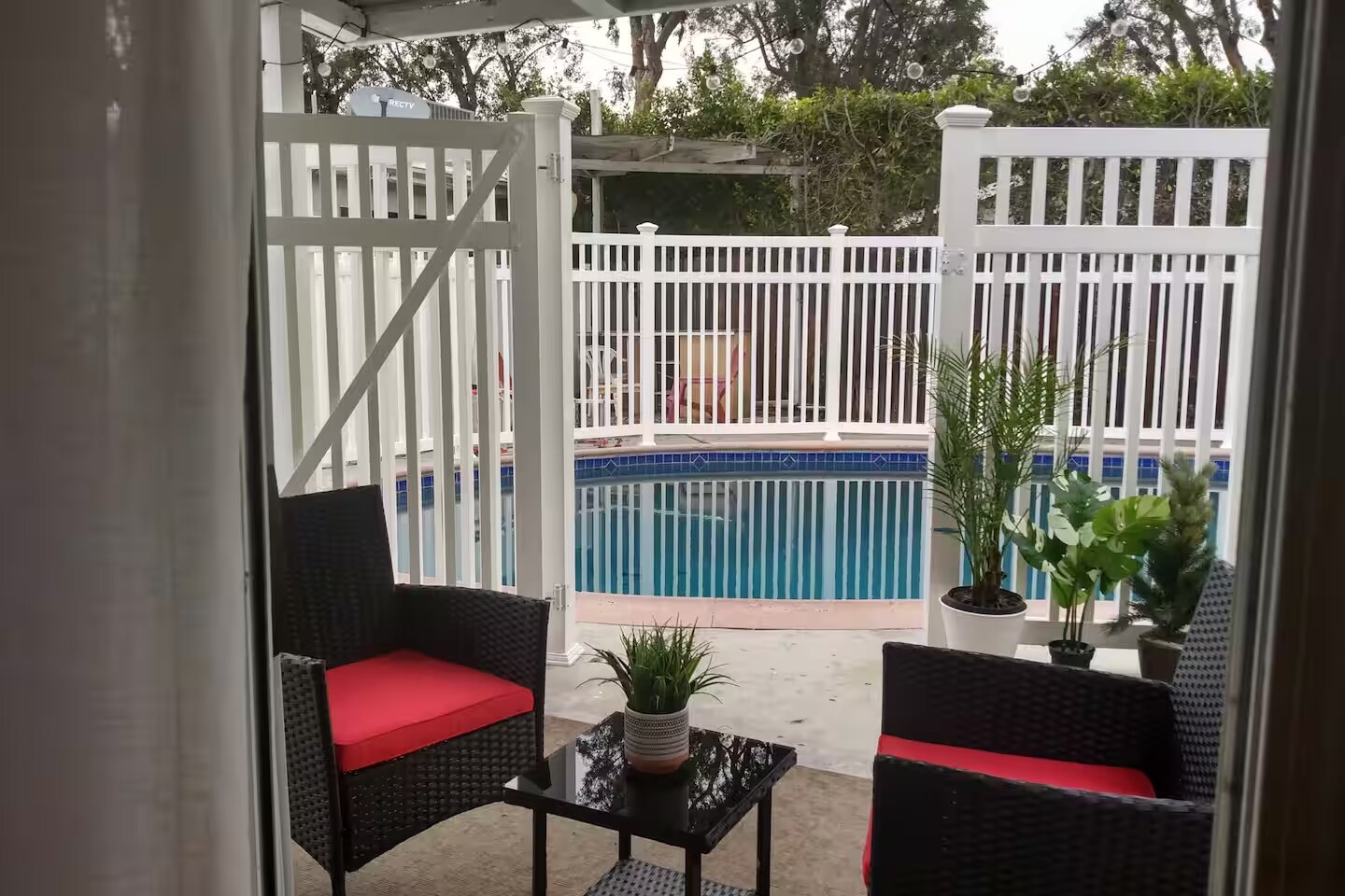 Building Photo - 5041 Alhama Dr
