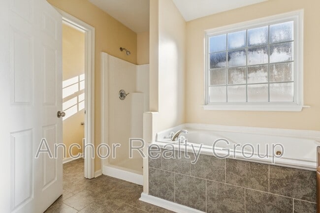 Building Photo - 1519 Elder Ave