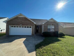 Building Photo - Available Now!  Beautiful ranch style home at Exit 1, pets allowed!