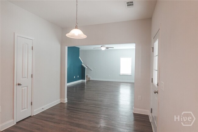 Building Photo - 347 Coconut Dr
