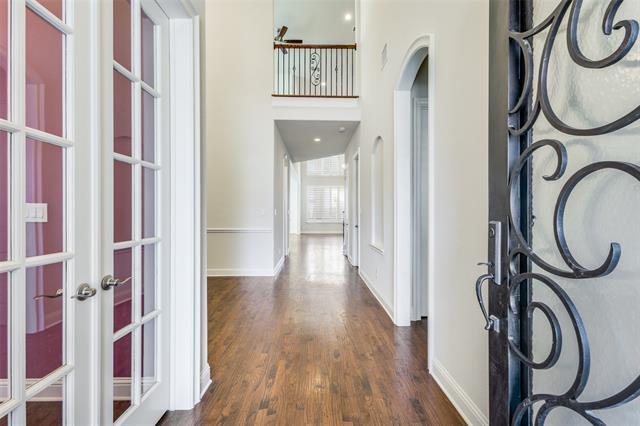 Building Photo - 1407 Bridle Blvd