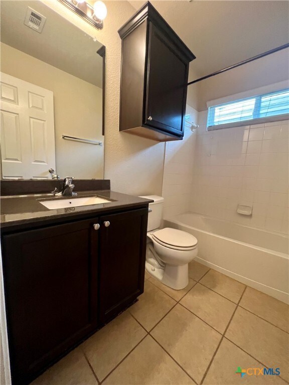 Building Photo - 9512 Rogano Court