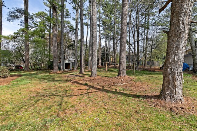 Building Photo - 614 Mephisto Cir