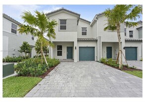 Building Photo - 124 SW 184th Way