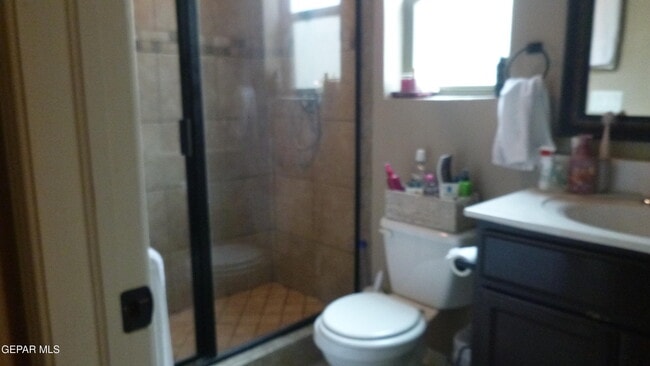 Building Photo - 14229 English Point Ave