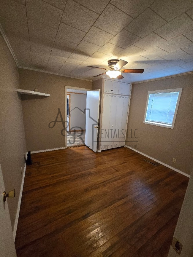 Building Photo - 110 S Appleton Dr