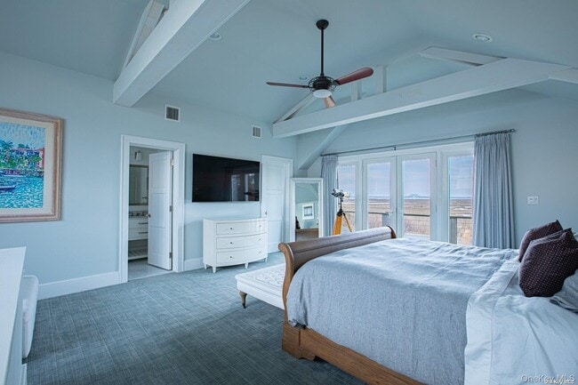 Building Photo - 11A Captree