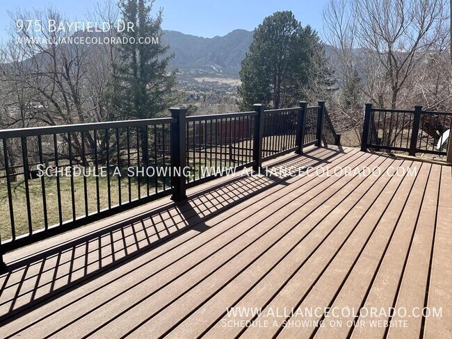 Building Photo - 975 Bayfield Dr