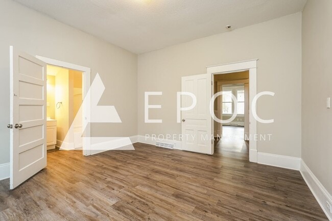 Building Photo - 705 Salisbury Ridge Rd