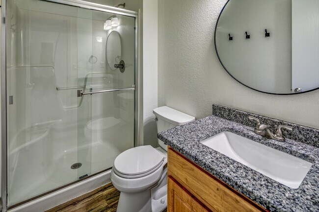 Building Photo - Stylish Belton Townhome | 3 Beds, 2 Baths,...