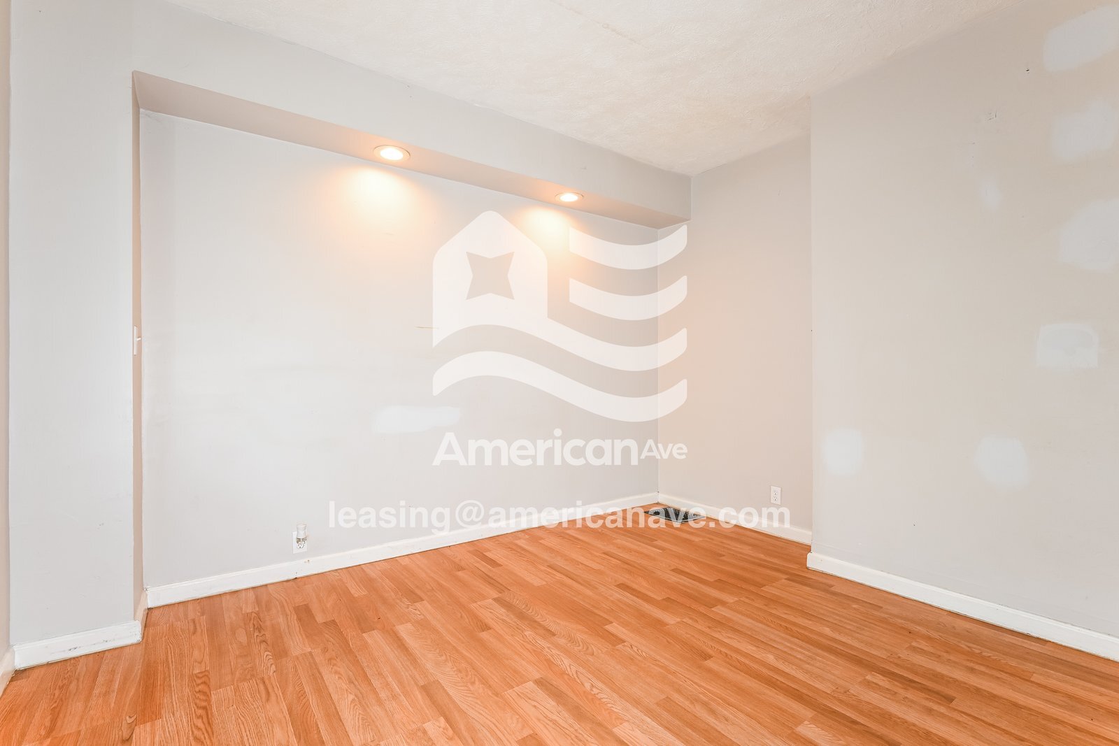 Building Photo - 5609 Celadine St