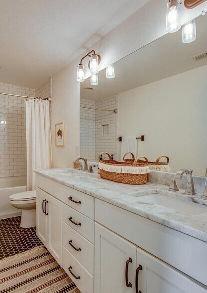Upstairs Bathroom - Dual Vanity - 3509A Sanford Ave