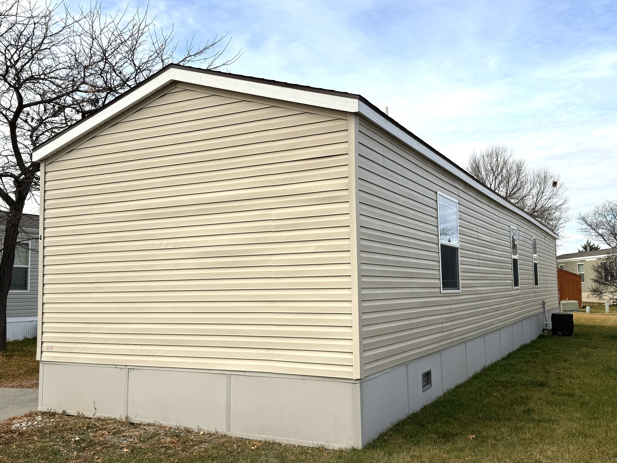 Building Photo - 4 Northglen Dr