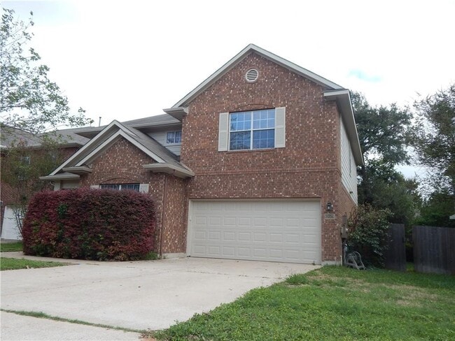 Building Photo - 13521 Shawna Dnay Dr